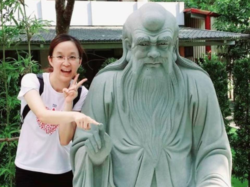 主持人 (2)